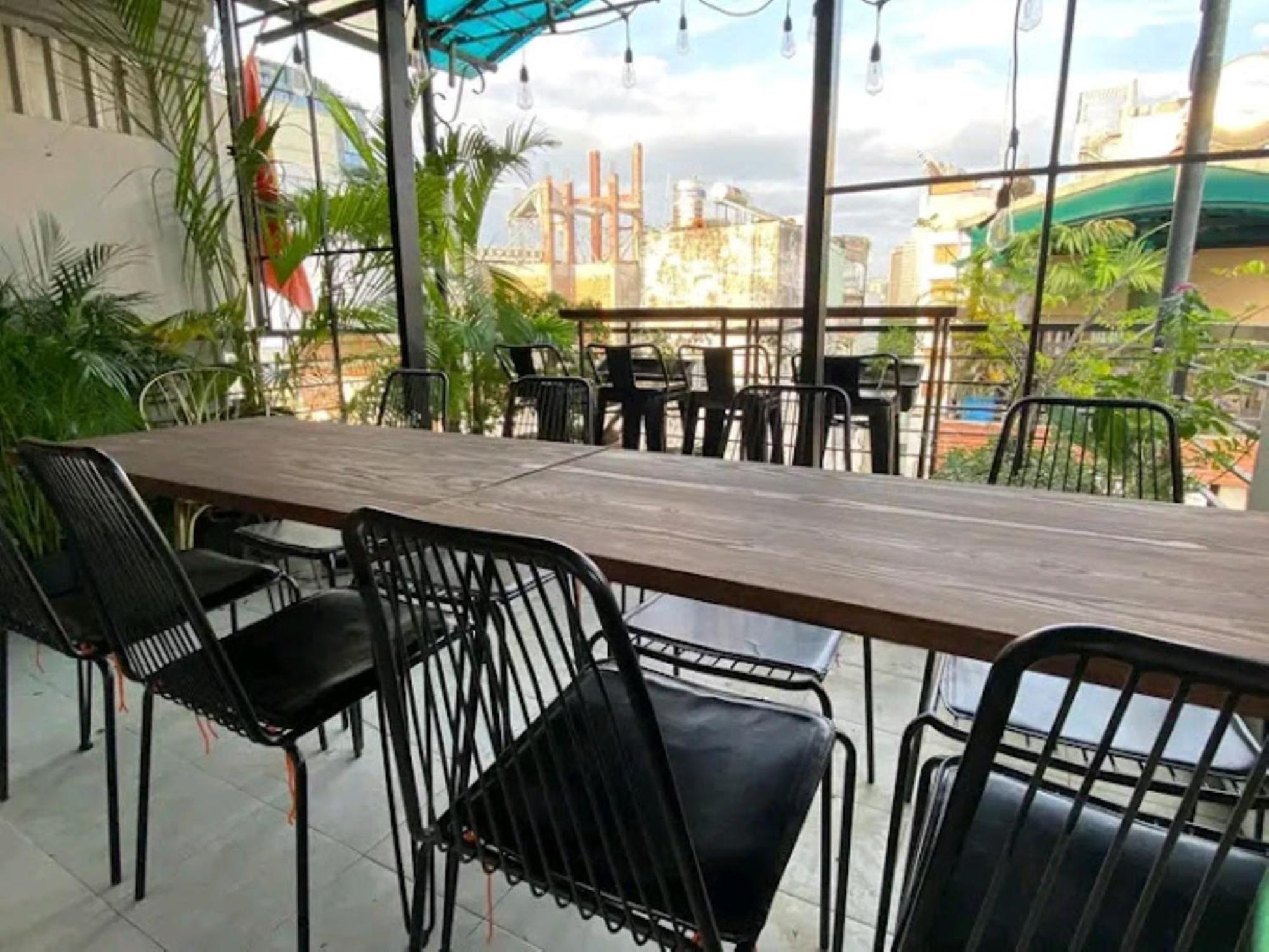 הו צ'י מין סיטי Acorn Hotel מראה חיצוני תמונה